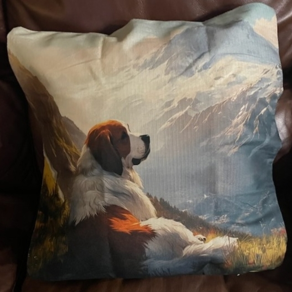 Saint BenardMountain Dog Print Throw Pillow